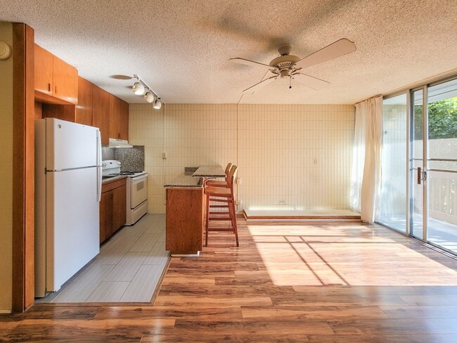 Photo - 1023 Unit 108