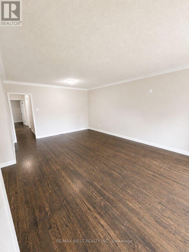 Photo - 120 Bell Dr
