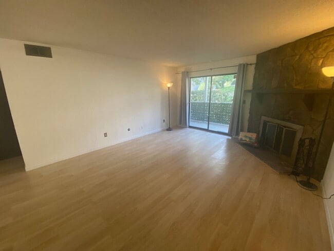 Photo - Beautiful 1 Bedroom Condo Across from Buck... Unit 101