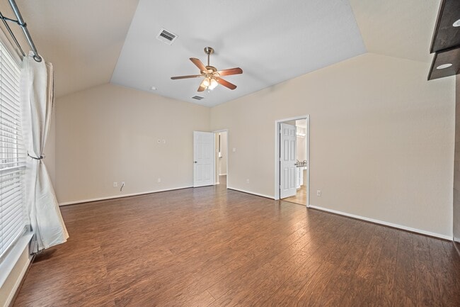 Photo - 13914 Juniper Bend Ln