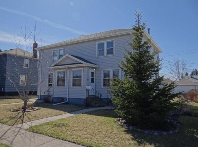 Photo - 1307 Cypress Ave