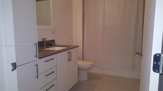 Photo - 999 SW 1st Ave Unidad 2514