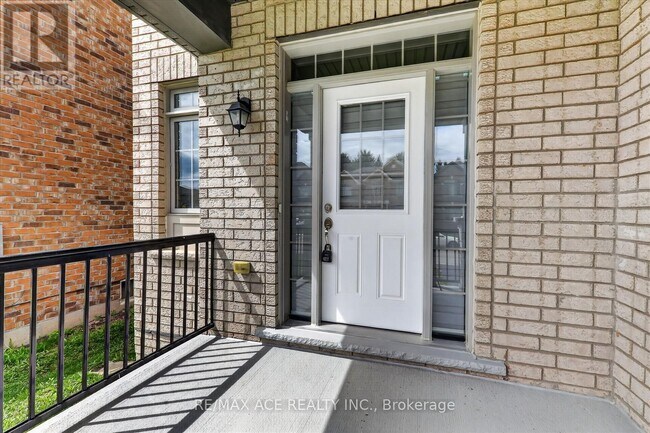 Photo - 10 Gusul Ave