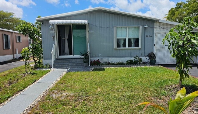 Photo - 3036 SW 51st St House