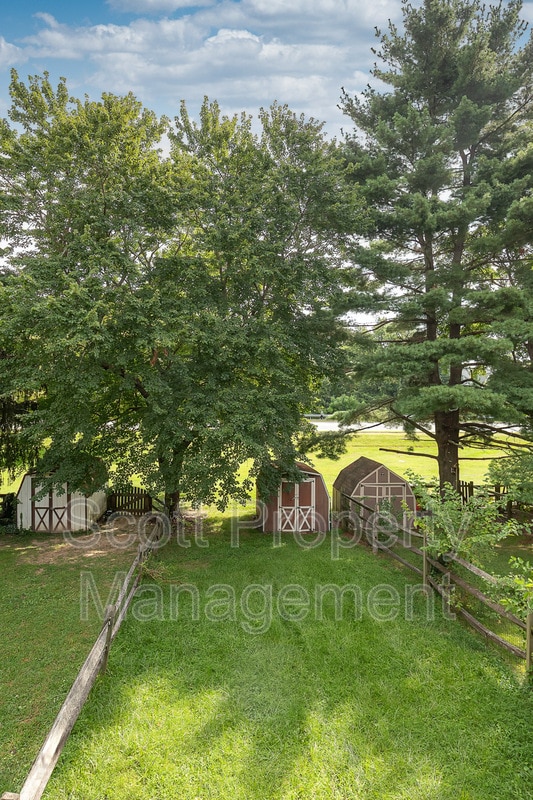 Photo - 113 Bourbon Ct