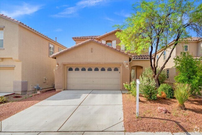 Building Photo - 3 Bd, 3 Bth Amazing Oasis with New Paint Rental