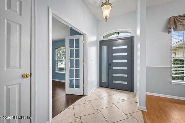 Photo - 711 Sid Dr