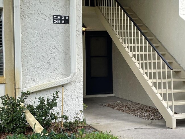 Photo - 211 Pine Ct Unit 211
