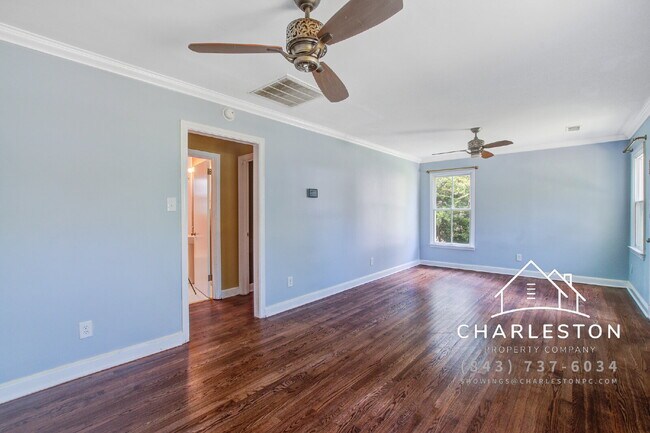 Photo - 4328 Lambert St