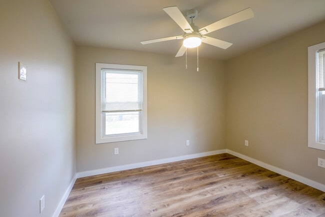 Photo - 3210 Stringfield Rd NW