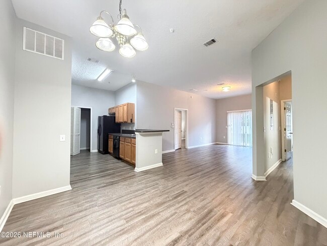 Photo - 7920 Merrill Rd Unidad 1106