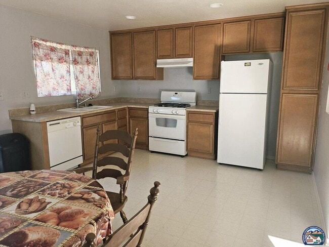 Photo - 1481 Rodeo Dr