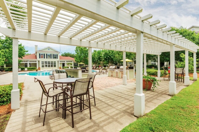 Photo - 920 Belle Point Dr Unidad SI ID1344150P