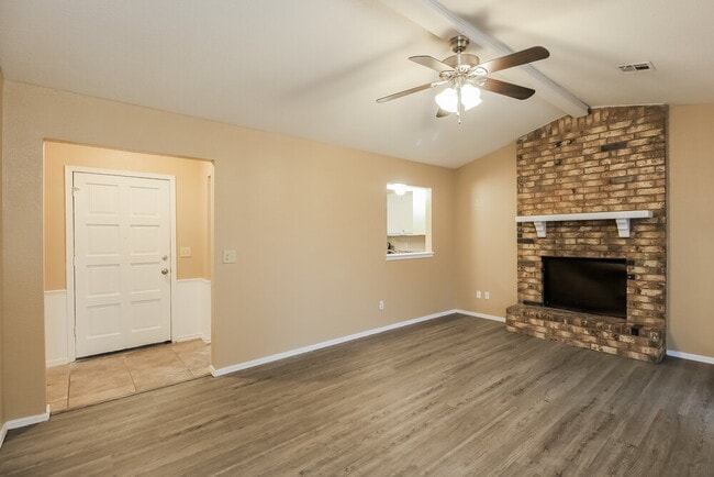 Photo - 9705 Oaktree Terrace