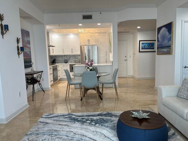 Photo - 801 S Olive Ave Unidad 809