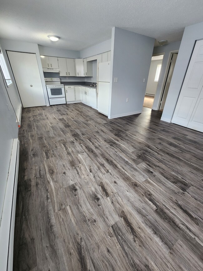 Photo - 3265 8th St Unidad #4