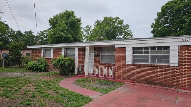 Photo - 9504 Evesham Rd