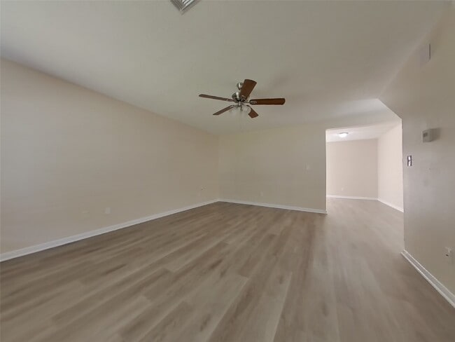 Photo - 3259 Jorns St