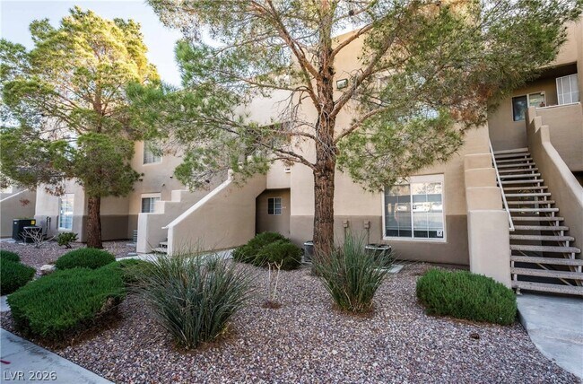 Photo - 1908 Villa Palms Ct Unit 202