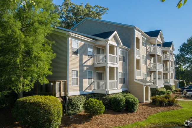 Radius at West Ashley - The Lily At West Ashley