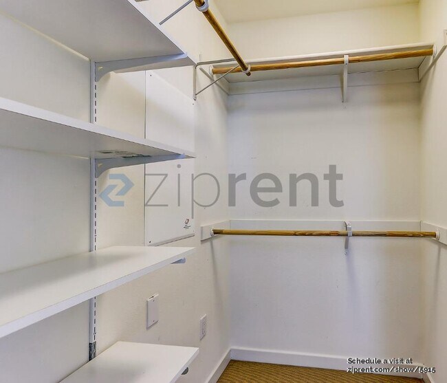 Photo - 403 Liquid Sugar Dr