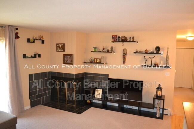 Photo - 665 Manhattan Dr Unit #113