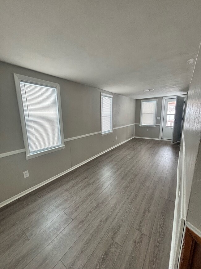 Photo - 314 Liston Ave