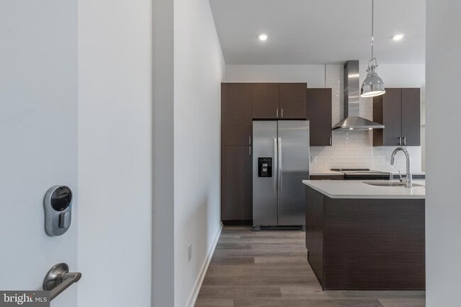 Photo - 710 N 16th St Unidad 204