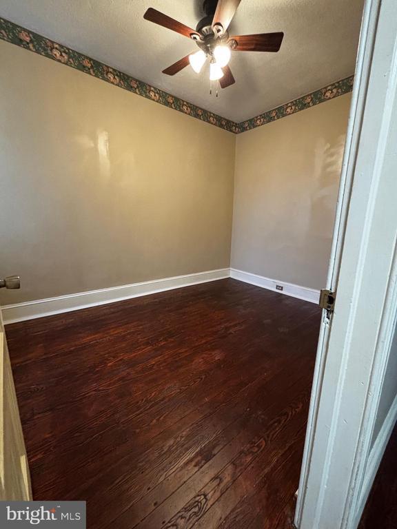 Photo - 2041 E Cambria St