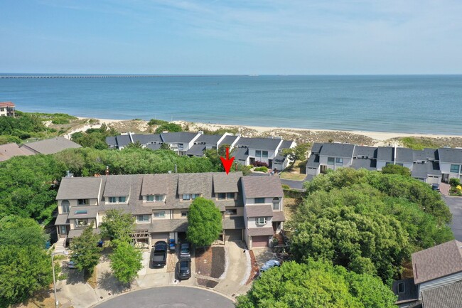 Ready NOW! 1 Block from the Bay! Pet Frien... - Ready NOW! 1 Block from the Bay! Pet Frien... House