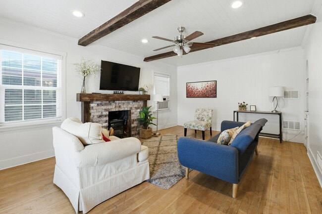 Photo - 1032 W Center St