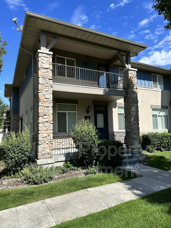 Building Photo - 11467 Open View Ln