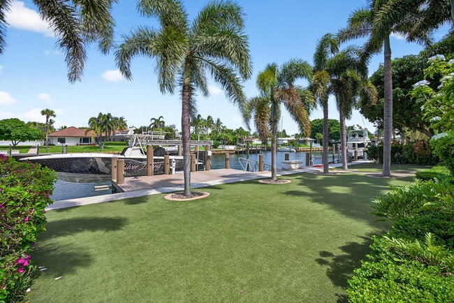 Photo - 728 Waterway Dr