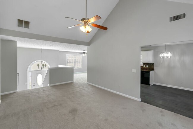 Photo - Spacious 4-Bedroom Split Foyer with 3 Bath...