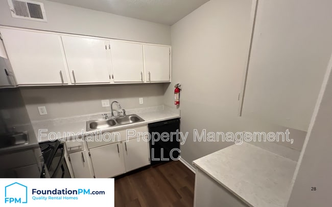 Photo - 3949 Macon Rd