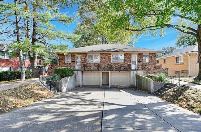 Duplex - 3405 S Oxford Ave Unit 3405 Oxford Ave