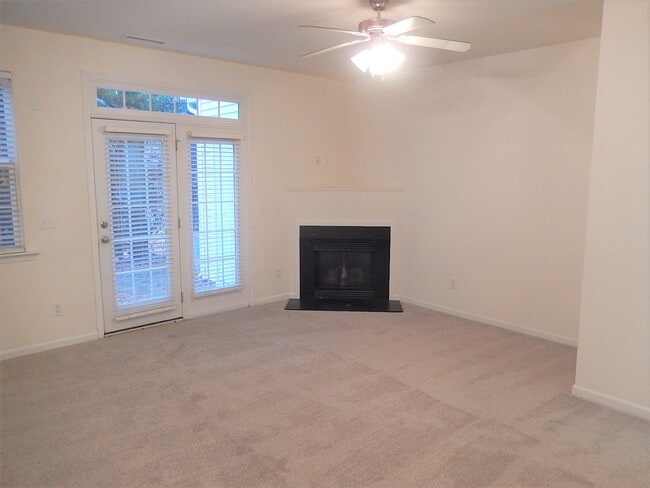 Photo - 8247 Martello Ln