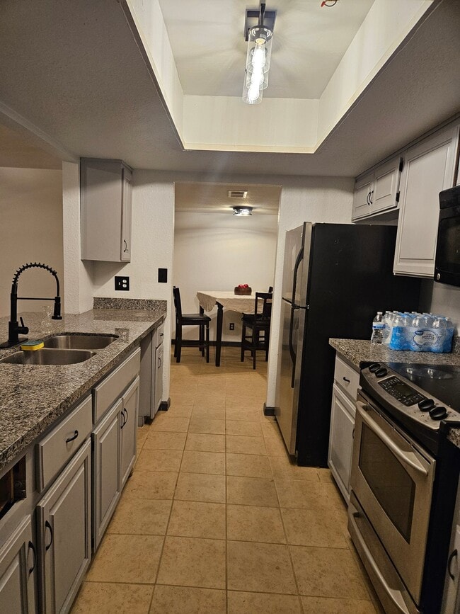 Photo - 7320 W Reade Ave