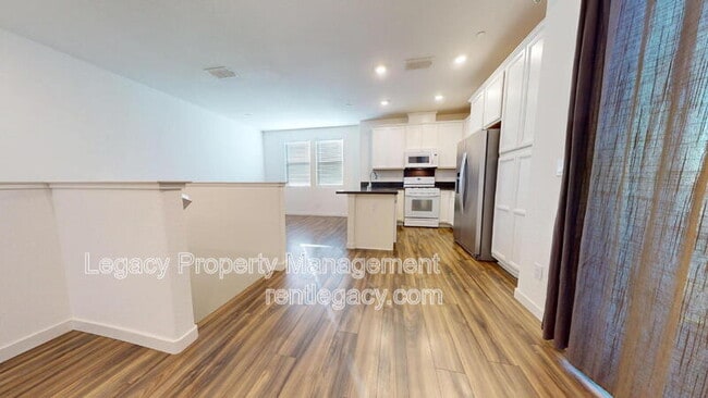 Photo - 3998 E Commerce Way