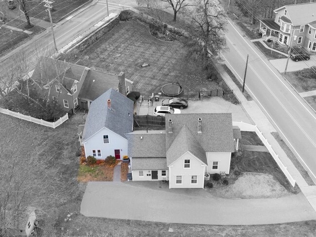 Building Photo - 92 Milk St