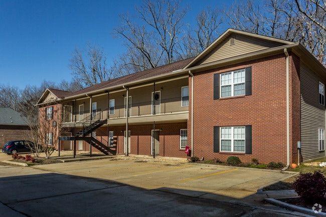 One Bedroom Building - Grand Ole Oaks