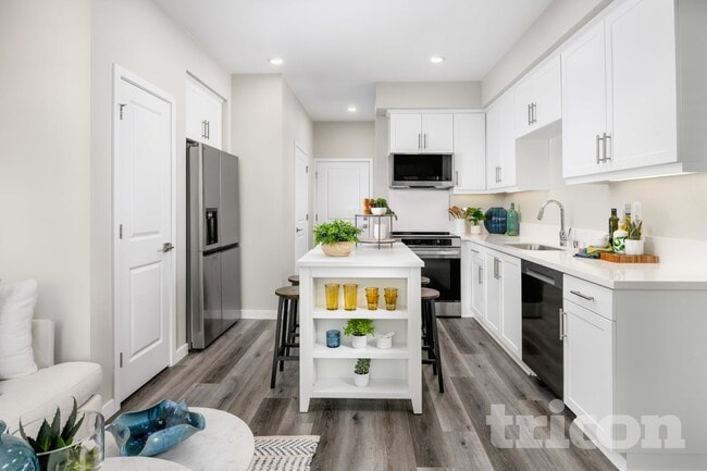 Photo - 10489 Viva Ct