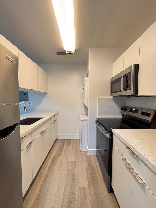 Building Photo - 15655 SW 74th Cir Dr Unit 14-6