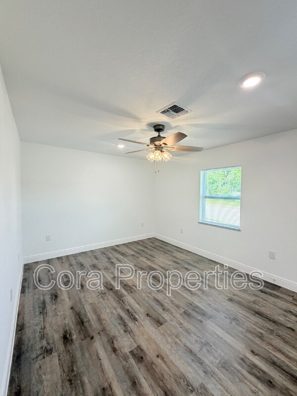 Photo - 401 Pearl St