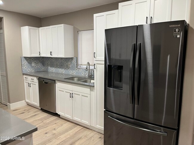 Photo - 1002 S Roosevelt St