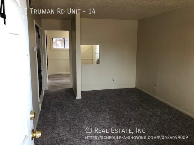 Photo - 9613 E Truman Rd