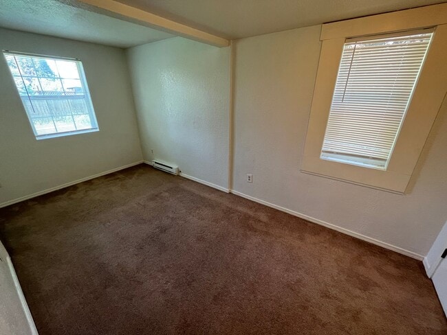 Photo - 2 Bed /1 Bath Home with Large Backyard and Great Location