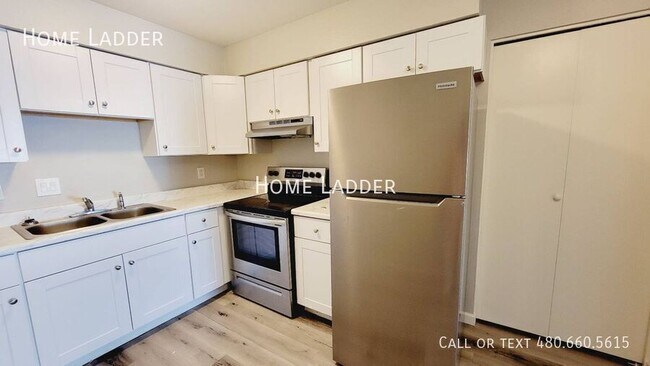 Photo - 2254 E Broadway Rd Unidad B