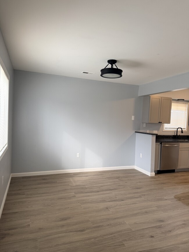 Photo - 23812 Columbus Ave