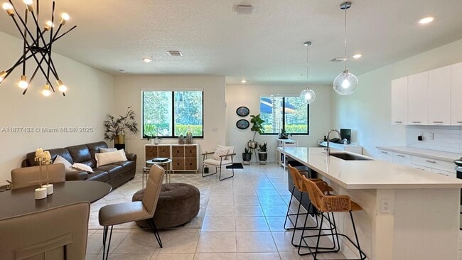 Photo - 4640 NW 84th Ave